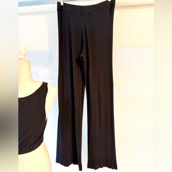 NAADAM 2PCs Midnight Cashmere Tank & Flare Pants - Picture 9 of 16